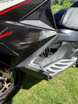 Aprilia SRV 850 - 8