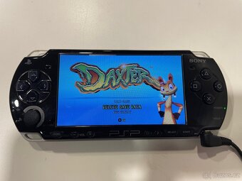 Sony PSP-2004 černé + 3 hry - 8