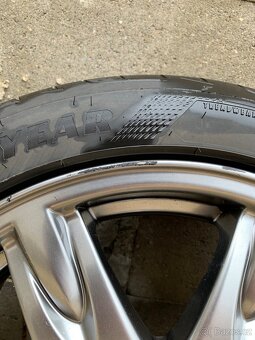 Kola 17 palců Volvo S60/V70 obutí Goodyear eagle F1 - 8