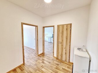 pronájem bytu 2+kk 48m2 po rekonstrukci 4. patro cihla výtah - 8