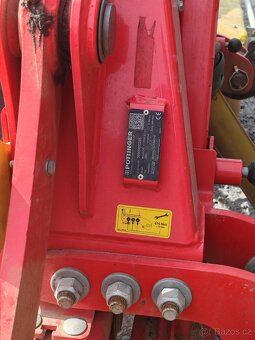 Pöttinger Novacat V 10 000 ED CL 3880 - Zadná kosa - 8