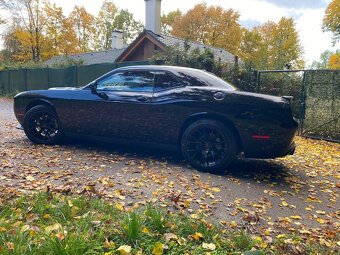 Dodge Challenger 5.7 HEMI r.v. 2017 - 8