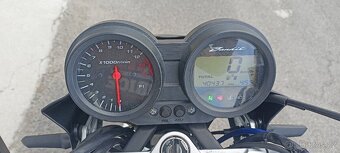 Suzuki GSF 650 Bandit - 35 kW - 8