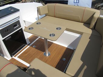 OceanMaster 680DC , Kajutová loď . - 8