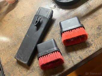 AKU tyčový vysavač Elektrolux - 8