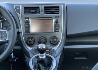 Toyota Verso - S 1.3i KLIMATIZACE KAMERA manuál 73 kw - 8