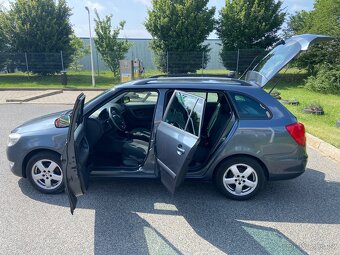 Prodám auto Škoda Fabia 1,2 TSI Kombi 63Kw - 8