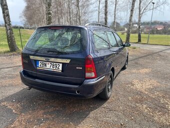 Ford Focus 1.8 TDCI - 8