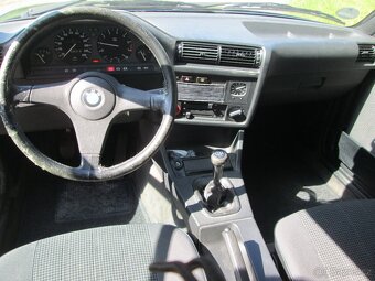 BMW E30 320i 6V Coupe 12/1985 1.majitel 117tis.km serv.kniha - 8