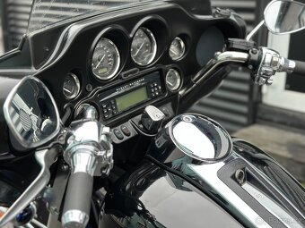 H-D Electra Glide Ultra Limited (2010) - 8