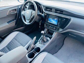 Toyoty Auris 1.6i - 79 KW ČR,KAMERA,ALU KOLA. - 8