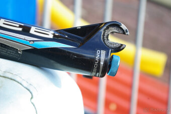 vidlice Manitou Skareb Super TPC lock, 26" - 8