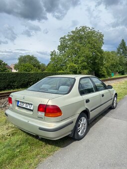 Honda Civic 6g 1.5 vtec - 8