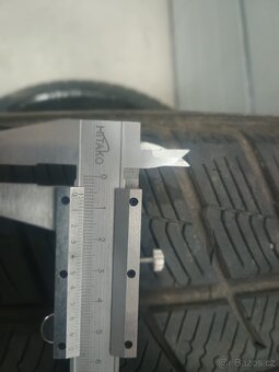 Zimní pneu Barum Polaris 5 215/55 R17 V XL - 8