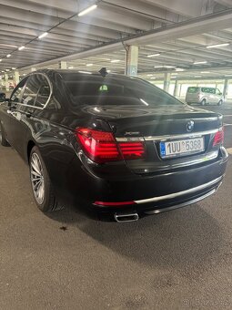Prodám BMW F01 740D Xdrive - 8