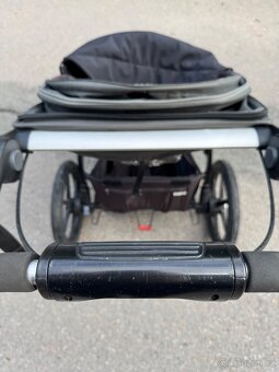 Thule Urban Glide 2 Dark Shadow 2022 - 8