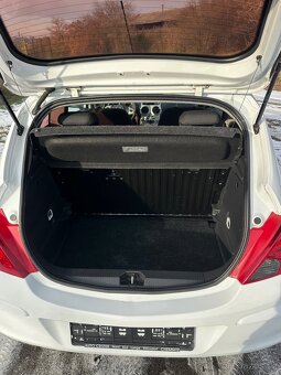 Opel Corsa d 1.2 benzín 59 kW 132 TKM bez investic - 8