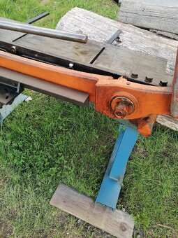 Tabulkové nůžky na plech Jesan NTP 1000 / 2,5 J - 8