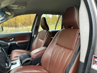 Volvo XC90 2,4 D5 AWD CZ 7 míst DPH - 8