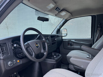 Chevrolet Express AWD 4x4, 2010, 5.3 V8, 8 míst, 1.majitel - 8