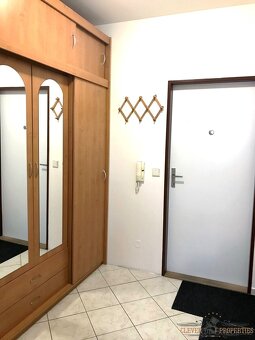 Prodej byt 2+kk, 50 m2 - Hradec Králové - Kukleny - 8