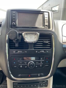 Lancia Voyager - 8