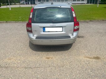 VOLVO V50 2.0D - 8