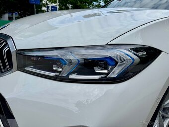 BMW 320i 2024 M-paket - 8