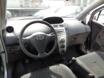 Prodám Toyota Yaris 1.0,1maj. - 8