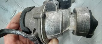 Kia Ceed II 2 JD 2012 Rio III 3 UB 2011 - Mlhovka - 8