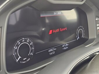 Audi RSQ8 - 8