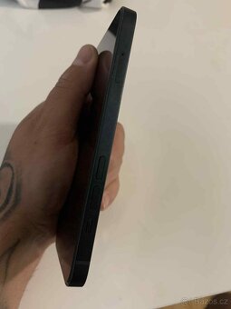 iPhone 14 - 8