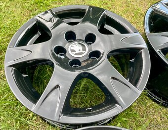 Alu Škoda Fabia 1/2 6jx14 ET43 5x100 - 8