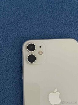 APPLE iPhone 11 64GB bílý - 8