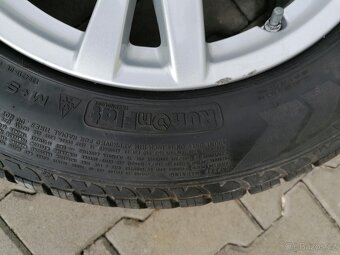 5x112 16 7J ET52 orig. alu kola BMW 2 vč. zim. pneu Goodyear - 8