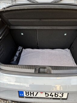 Renault Clio V Techno TCe90 - 8