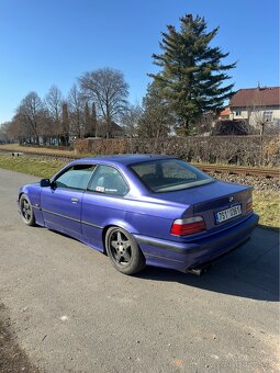 Bmw e36 coupe - 8