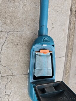 Makita 18V DCL182 na baterky Vysavač + Extra - 8
