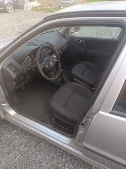 VW Polo 1.4 55kW rok 2001 - 8