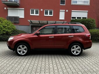Subaru Forester 2.0 D SUV 4x4 Xenony Tažné 2t Kamera 1. Maj - 8