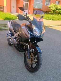 Suzuki DL1000 V-Strom - 8