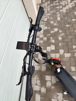 Elektricka kolobezka Joyor S10 S Z 2000 W - 8