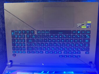 ASUS ROG Strix G18 G814JIR-N6003W - 8