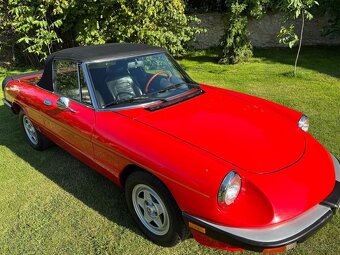 Alfa Romeo Pininfarina - 8