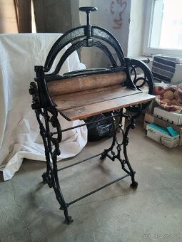 Starožitný krásný mandl, mechanicky v pořádku - 8