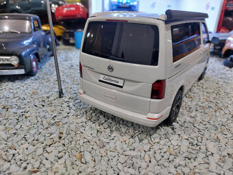 model auta VW T 6.1 California  biela farba Otto mobile 1:18 - 8