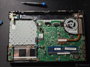 15,6" notebook Fujitsu A555 - 8