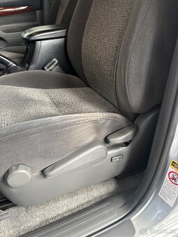 Toyota Land Cruiser - 8