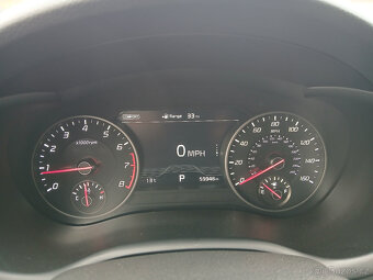 Kia Stinger 2.0 T-GDi 188kW 4x4 - 8