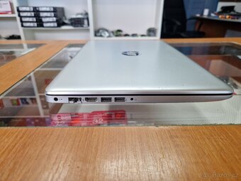 HP PAVILION 15, Ryzen 3200u,8GB,256G SSD,W11 - 8